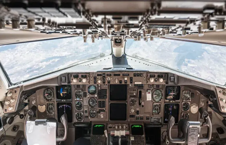 Boeing cockpit
