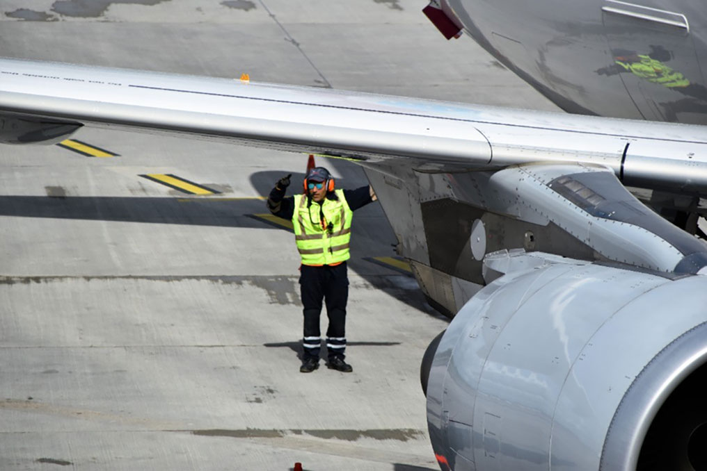 Air Traffic Controller