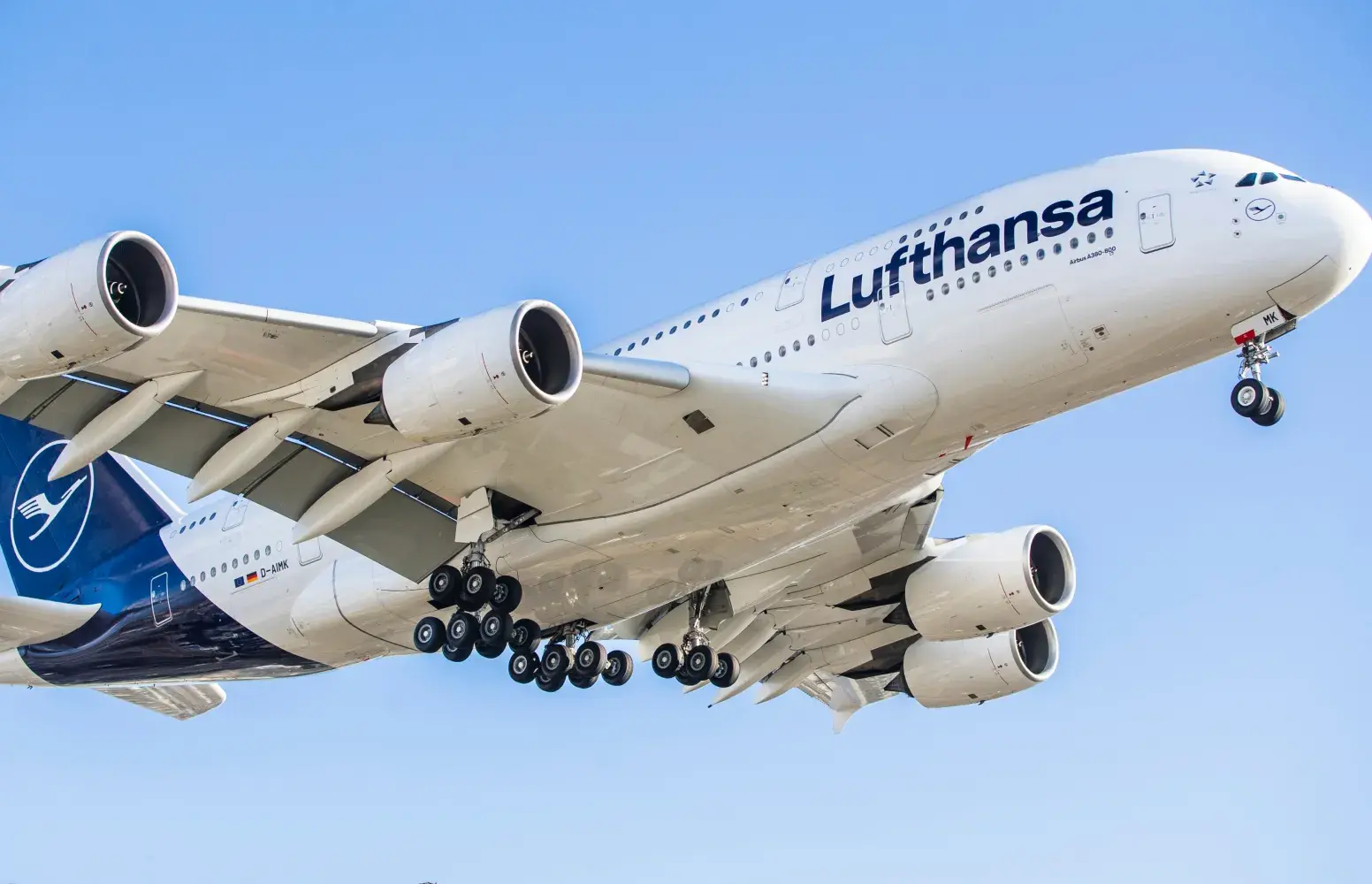 Biggest passenger planes