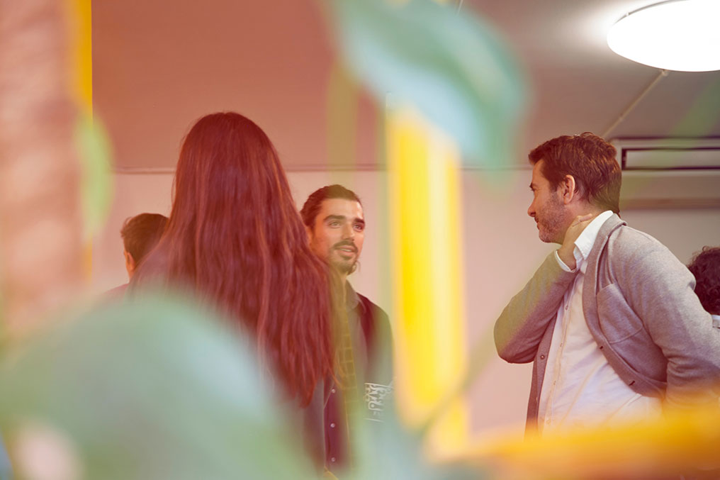 Aviation professionals networking