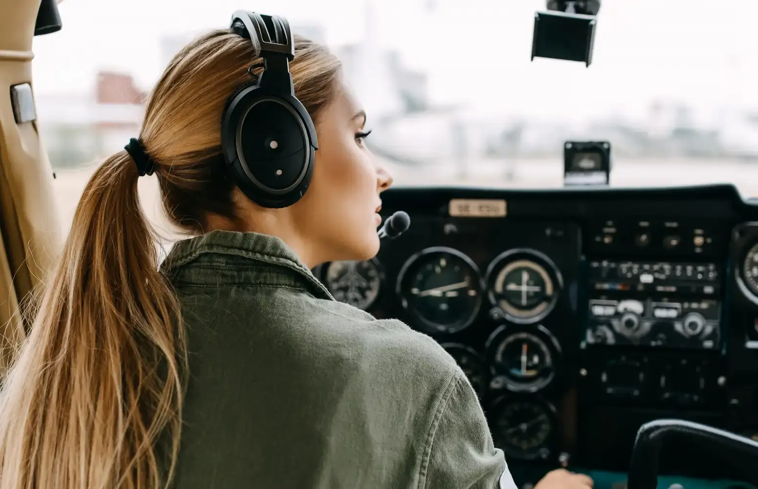 Flight test engineer
